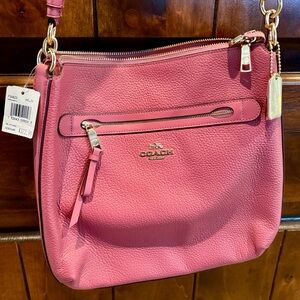 🍓 NWT COACH *limited edition* Mae crossbody